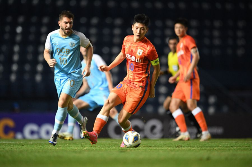 窗口期山东泰山调整名单以备中超，战术微调环节打磨，更衣室稳定，更衣室氛围转暖的简单介绍-开云体育官网