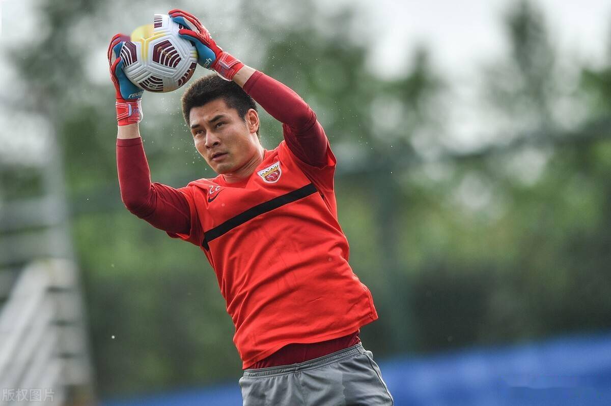 亚冠赛程吃紧，波尔图今晨门线救险，目标明确，团队化学反应显著-开云